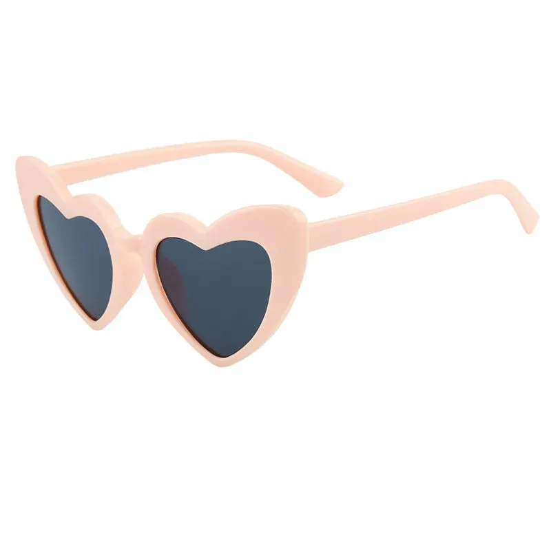Fashion Euro-American Style Sunglasses For Women Trendy Street Photographic Eyewear Vintage Heart Shape Women's Glasses