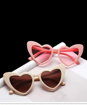 Fashion Euro-American Style Sunglasses For Women Trendy Street Photographic Eyewear Vintage Heart Shape Women's Glasses