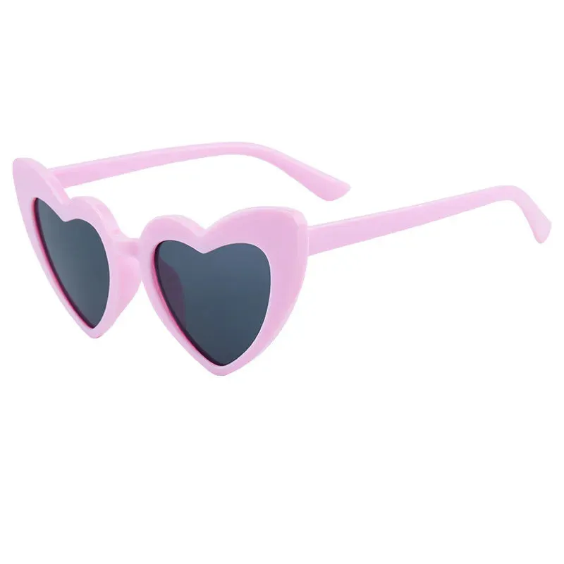 Fashion Euro-American Style Sunglasses For Women Trendy Street Photographic Eyewear Vintage Heart Shape Women's Glasses