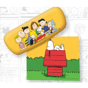 Snoopy and the Peanuts Gang Eyeglasses Case and Cleaning Cloth
