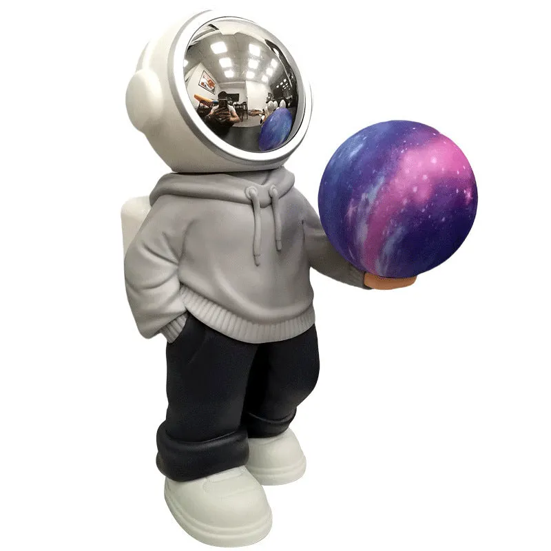 Spaceman Bluetooth Speaker | Wireless Audio with Colorful Night Lamp & Call Function