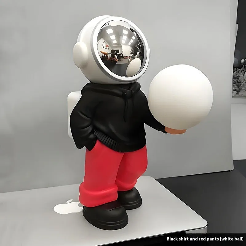 Spaceman Bluetooth Speaker | Wireless Audio with Colorful Night Lamp & Call Function