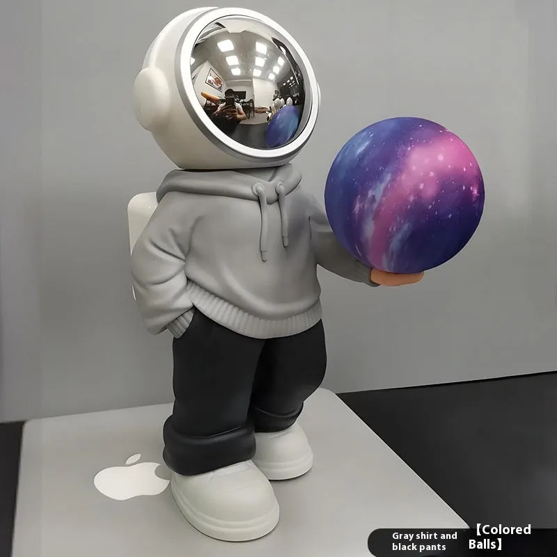 Spaceman Bluetooth Speaker | Wireless Audio with Colorful Night Lamp & Call Function