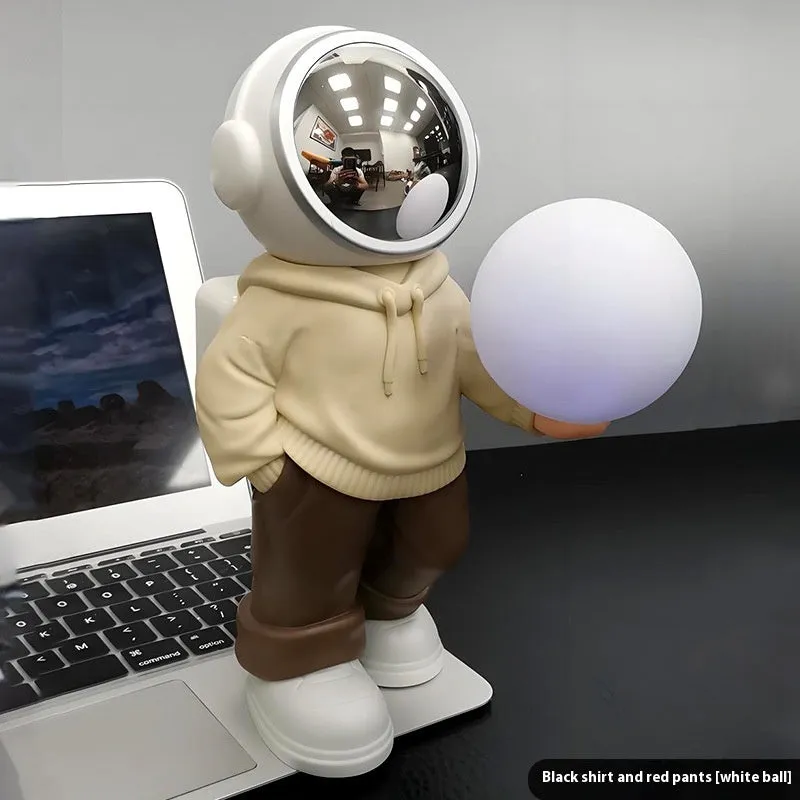 Spaceman Bluetooth Speaker | Wireless Audio with Colorful Night Lamp & Call Function