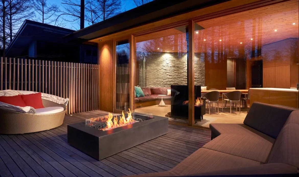 WHARF 65 FIRE PIT TABLE